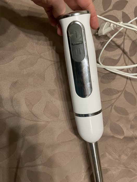 Блендер погружний на 700вт