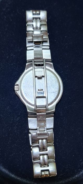 Годинник Movado Swiss