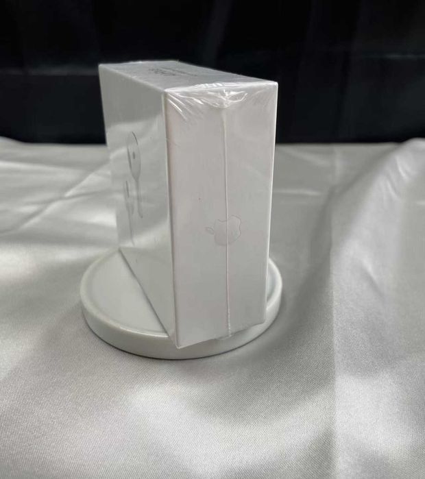 Oryginalne słuchawki Apple AirPods 4, 100% sprawne