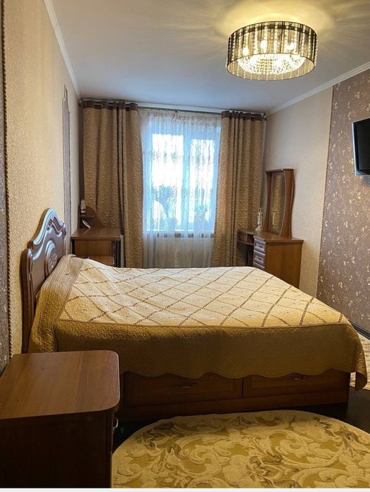 Південно-Захід 2 кімнатна квартира