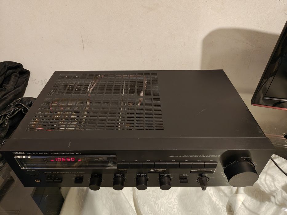 Amplituner wzmacniacz Yamaha natural sound stereo r3