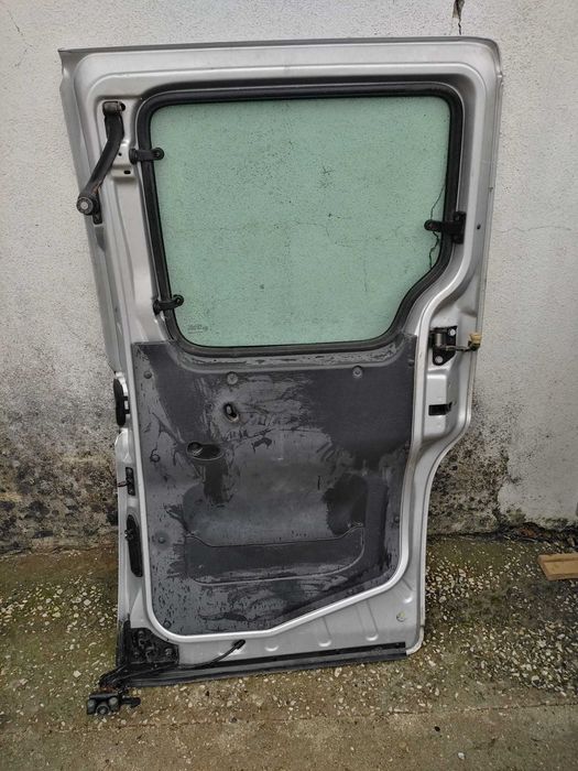 Porta Lateral Direita Peugeot Partner Van de 2002 a 2008