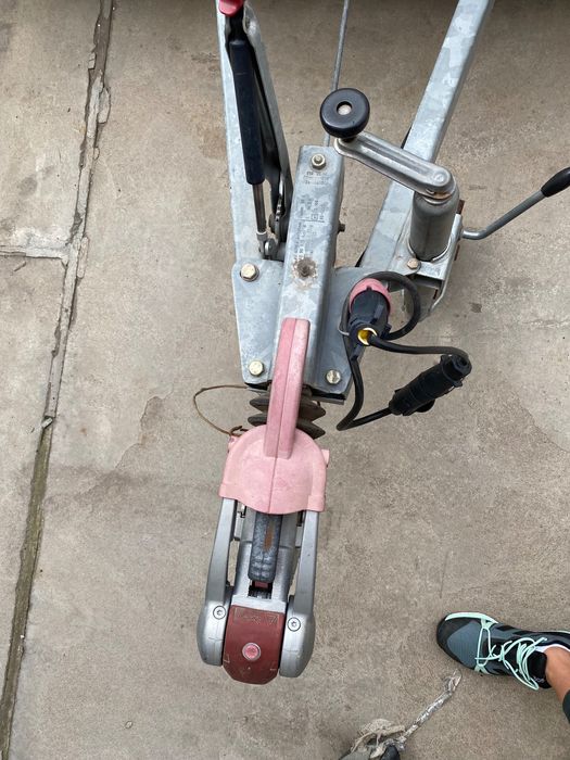 Продаємо улюблений сімейний причеп кемпінг Burstner