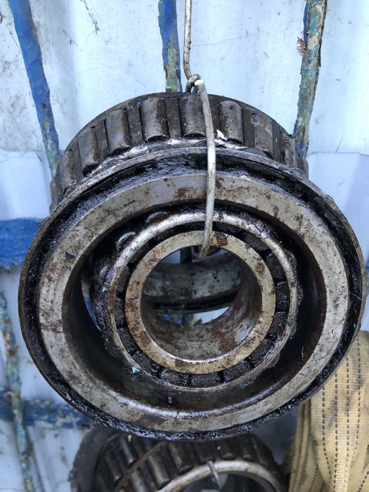 Підшипник ступиці Урал 4320 перед