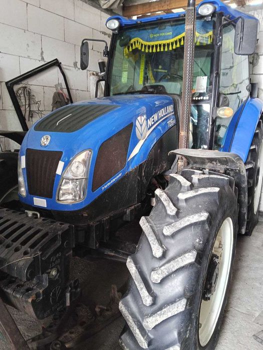 Продам трактор NewHollandTD5110