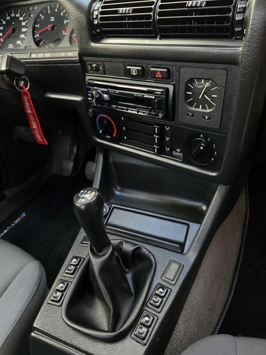 BMW E30 316 Sedan