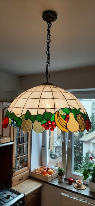 Żyrandol witrażowy