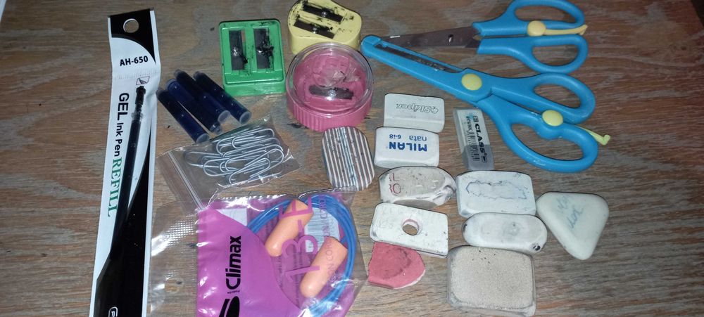 Канцтовары и разное для школы