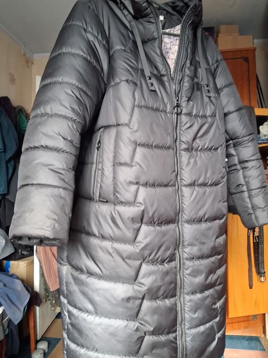 Продается  курточка тёплая.