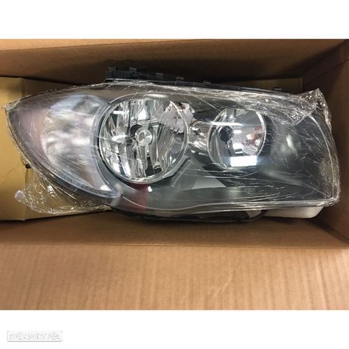 Farol BMW Serie 1 E87 E81 modelo: 2004 até 2011 novo