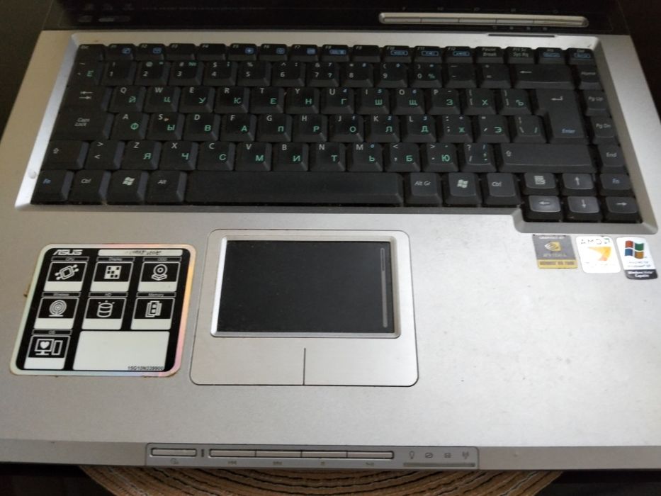 Ноутбук Asus A6000