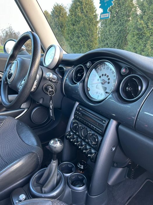 Mini Cooper r50 1.6