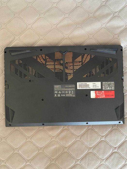 Portátil Gaming Gigabyte G5 KF5 | RTX 4060 | i5-13500H | 16GB RAM | 1TB SSD | 144Hz