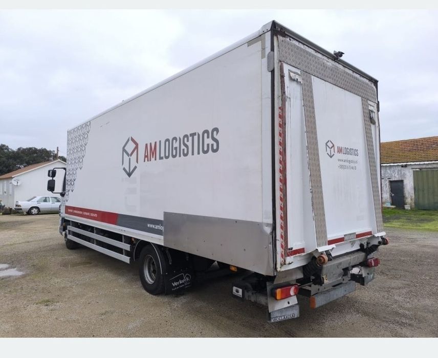 DAF 12.180 C/auto 7,2m plataforma 2T camião pesado