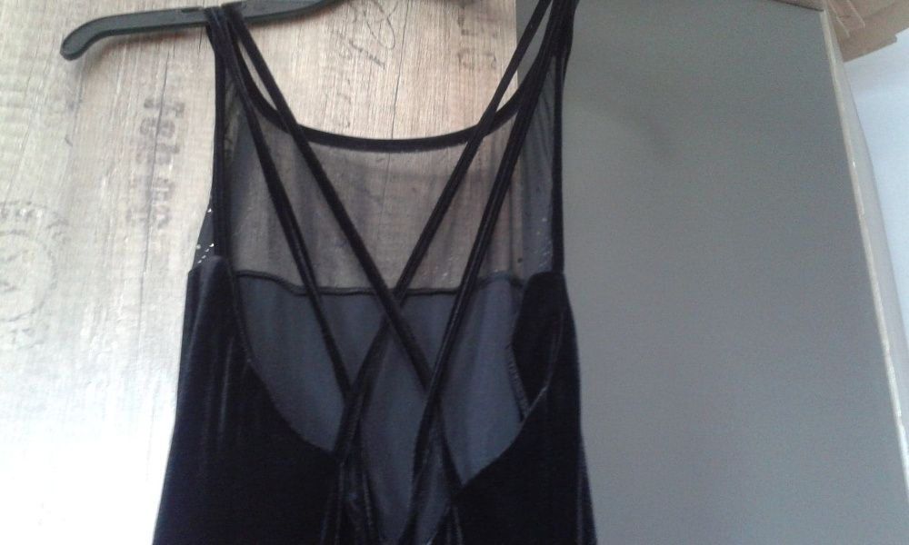 sukienka czarna rozmiar 38