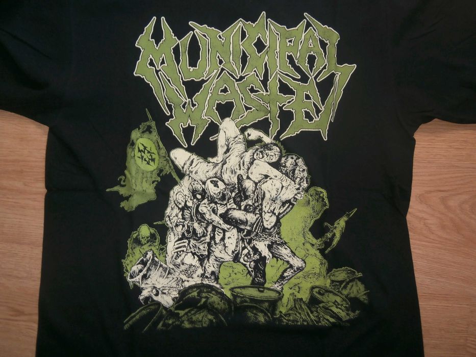 t-shirt pretas de bandas tour