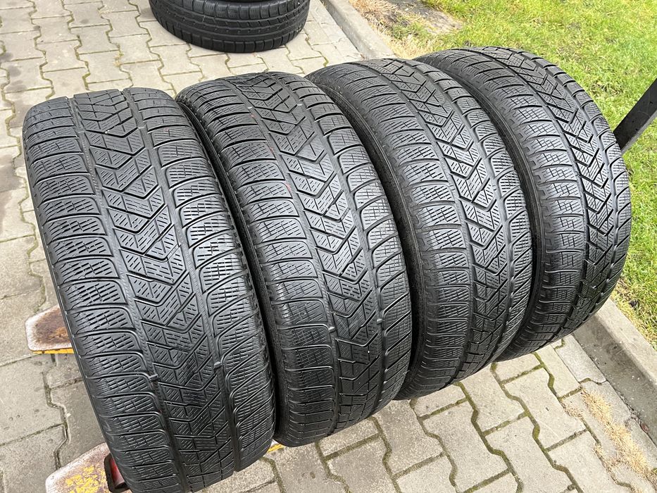 Шини резина зима 235 60 R18 Pirelli 2018р протектор 6.2мм