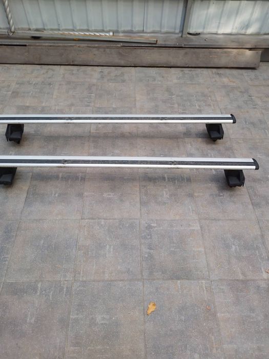 Багажнік на кришу авто стоял на Land Rover Sport 2012