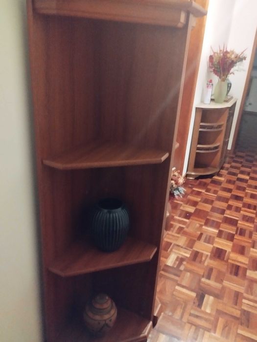 Louceiro em castanho
