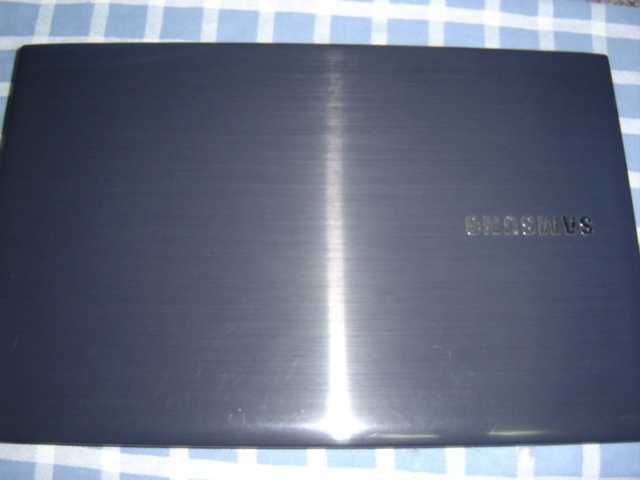 Portatil Samsung ATIV NP275E5E com ecrã Led HD (15.6) para peças