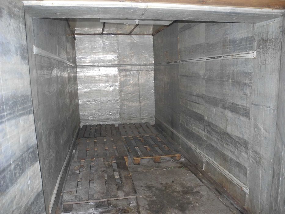 Виробниче приміщення (ковбасний цех)