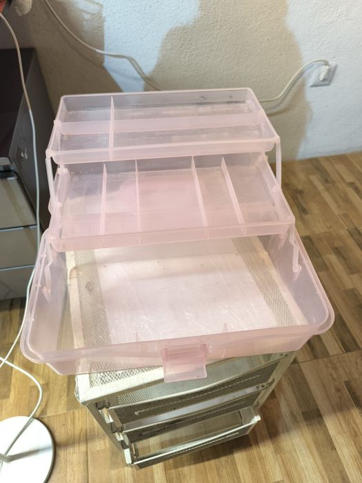 Mala unhas plástico