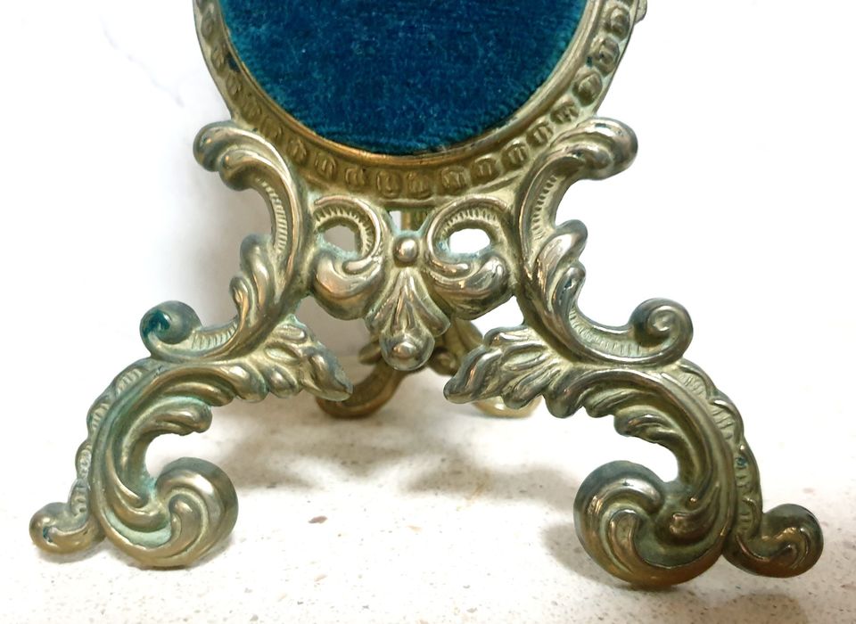 Lindissimo antigo suporte de relógio de bolso "anjos" em bronze