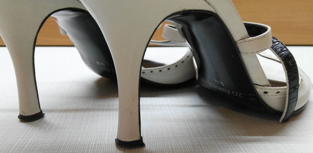 Босоножки Enzo Angiolini