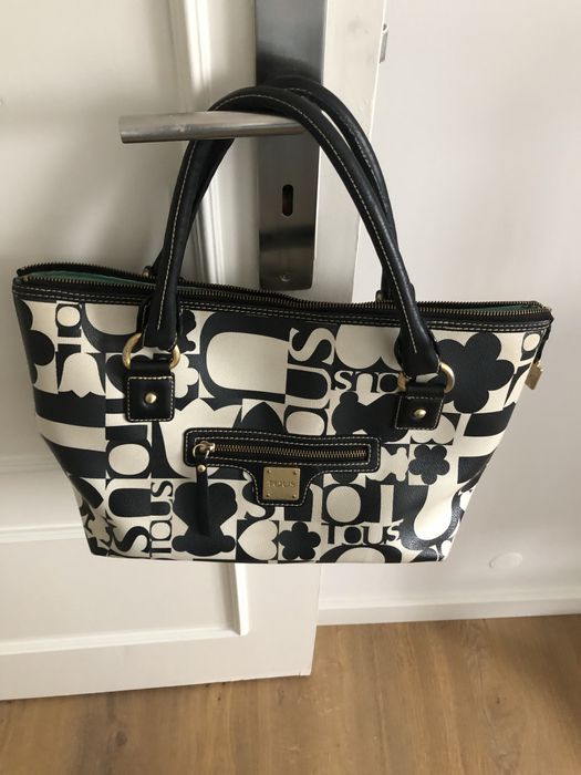 Varias carteiras em bom estado