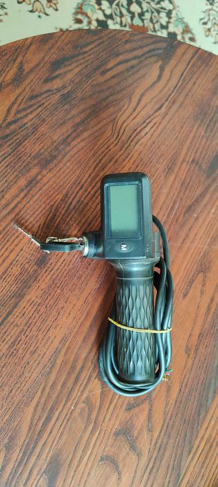 ручка газу електровелосипеда з LCD-дисплеєм та замком