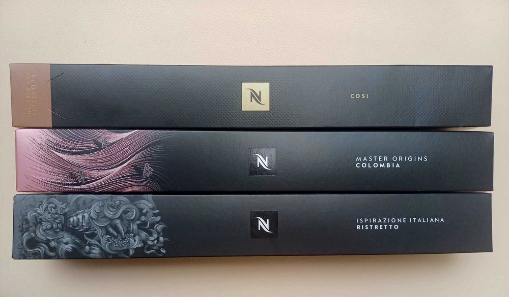 Trzy kapsułki Nespresso Original