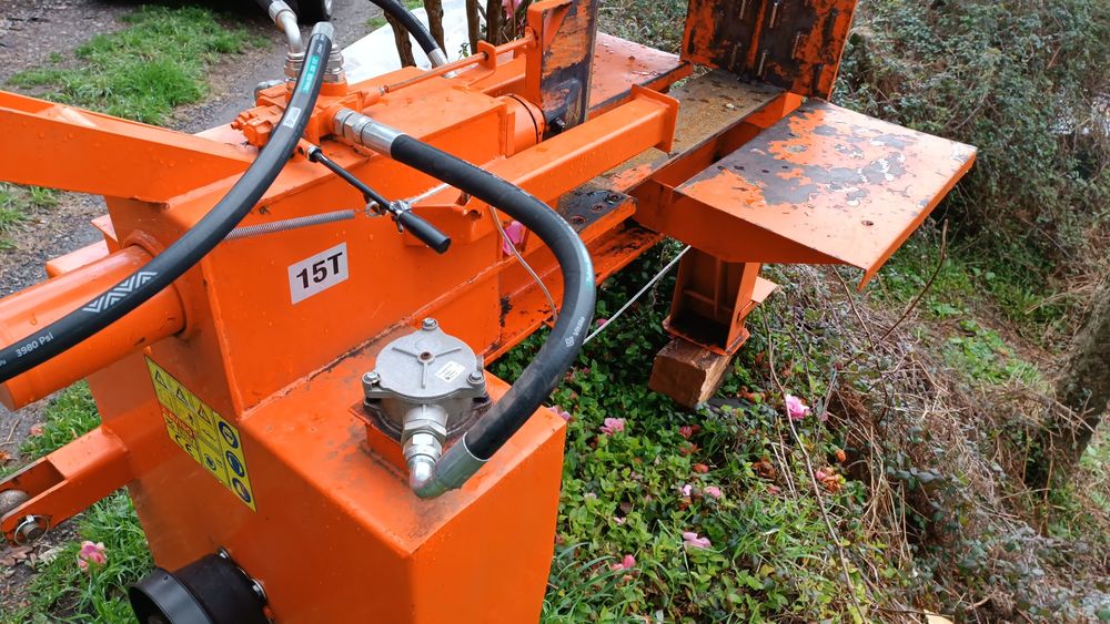 Rachador de lenha 15T