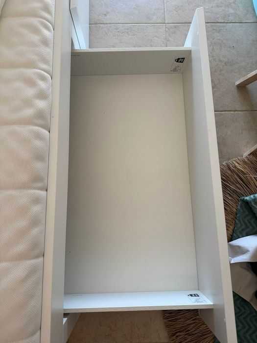 Cama IKEA Branca com 02 Gavetões + Colchão