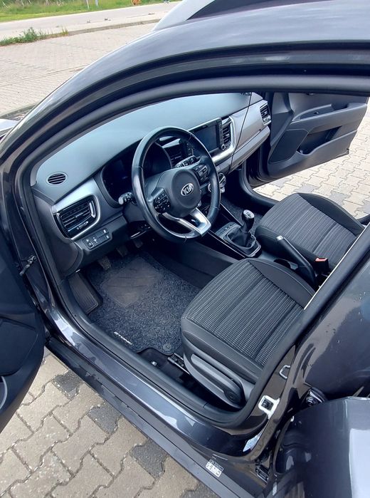 Kia Stonic  benzyna