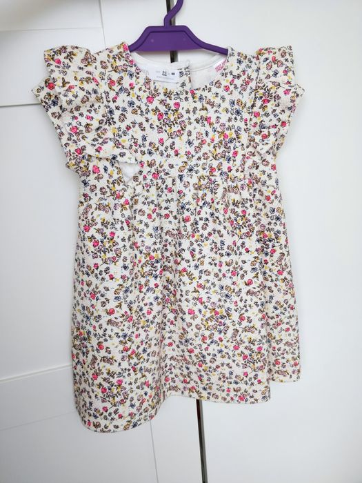 Zara żakardowa sukienka z falbankami w kwiatki 92/98