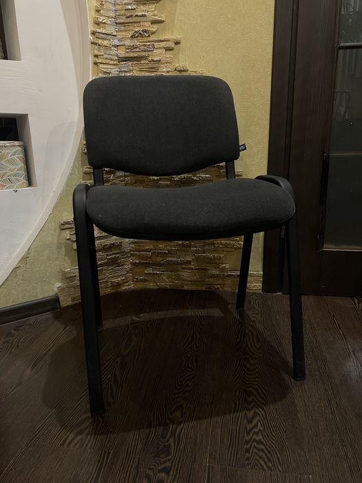 Стул офісний