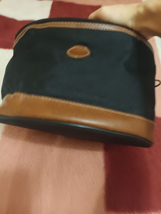 Косметичка (кейс)