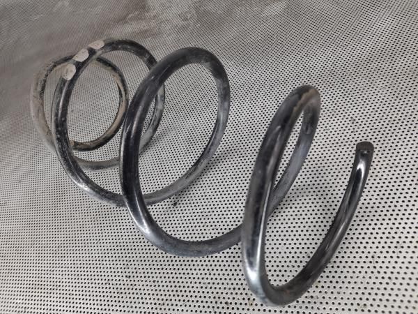 Mola de suspensão frente direita BMW 3 (E46)