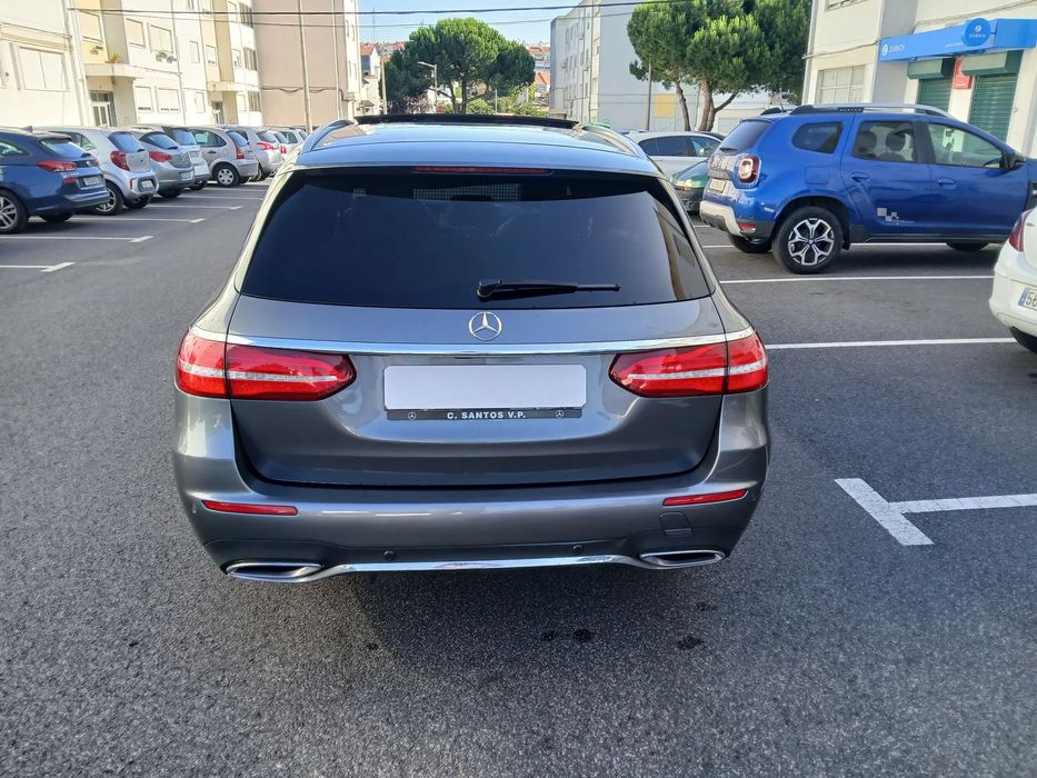 Mercedes-Benz E 220 d 9G-TRONIC AMG Line foto 4