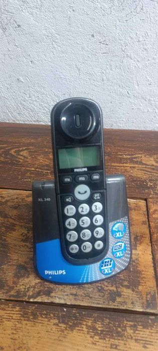 Бездротовий телефон Philips XL240