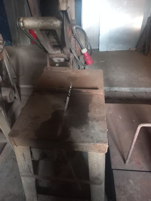 Piła do cięcia metalu