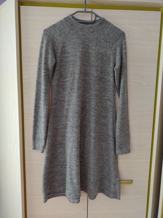 Sukienka damska z elementem serduszka