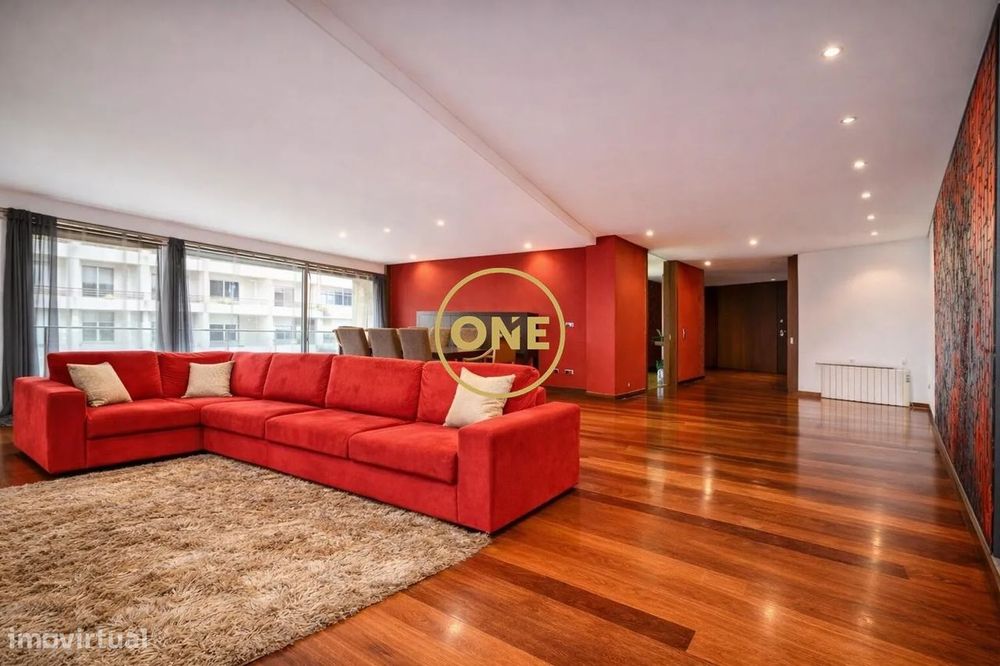 Apartamento T4 de Excelência em Montgeron – Póvoa de Varzim