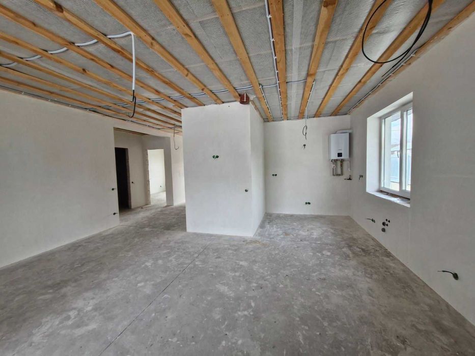 Продаж нового будинку, р-н вул. Бежівка, центр