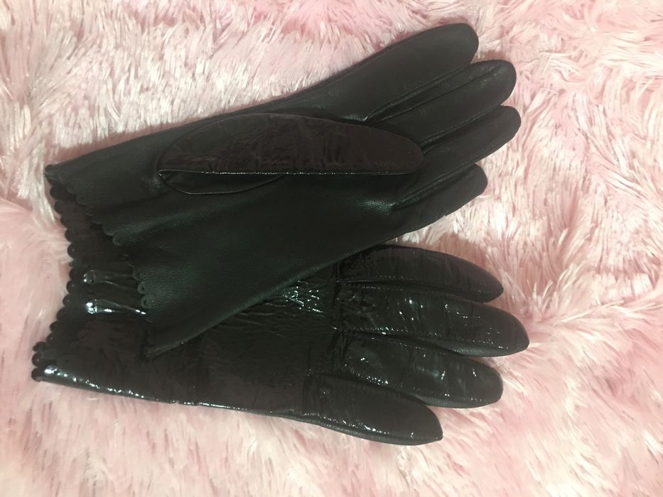 Перчатки из натуральной кожи без подкладки