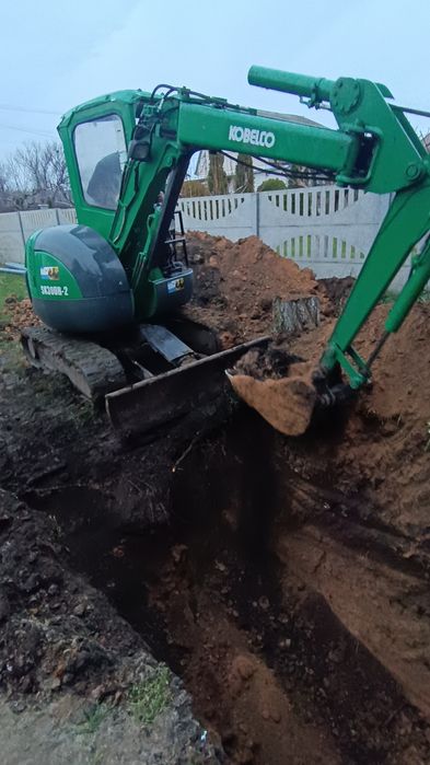 Послуги міні екскаватора  будівельні послуги прокладка труб кабель 

Ш