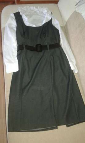 Elegancka sukienka + biała koszula