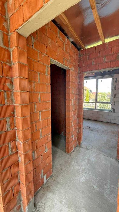продаж таунів в Гатном супер ціна