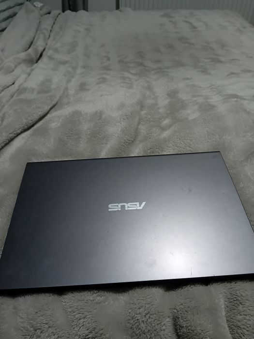 Asus vivobookX512FA