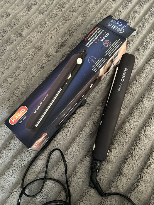 Вирівнювач для волосся